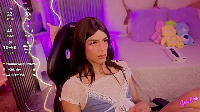 LIHIAN TAY online show from 02/15/26, 07:51