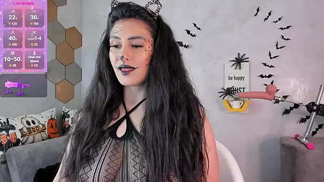 Snapshot of saritass_ chatting on 10/30/25, 02:35 saritass online show from 10/30/25, 02:35