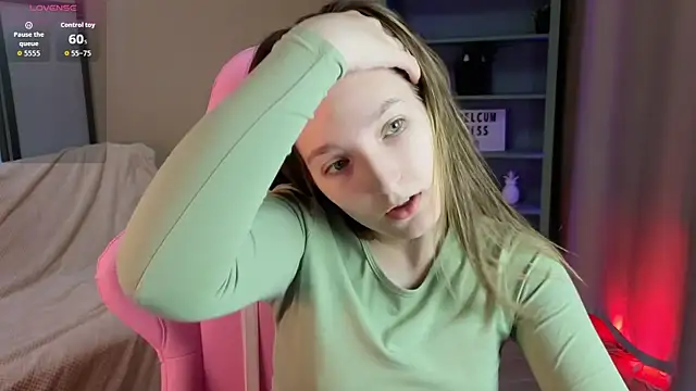 Mia Myles online show from 09/21/25, 10:06