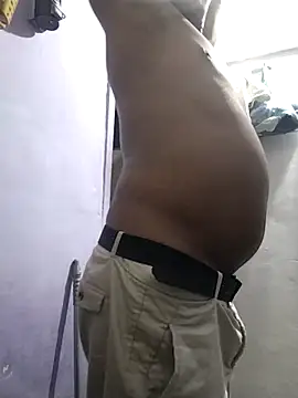 Snapshot of hot_manu001 chatting on 09/12/25, 11:21 hot manu001 online show from 09/12/25, 11:21