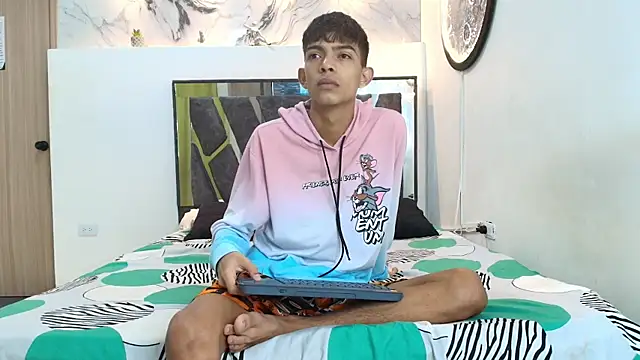 PRETTY SEX1 online show from 11/30/25, 07:12