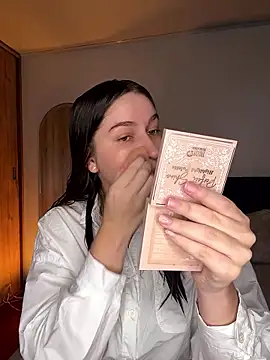 Agata Holman online show from 01/15/26, 06:22