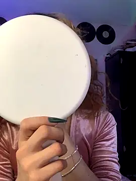 meghan devil  online show from 10/08/25, 06:22