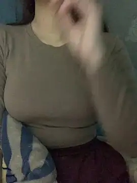 Snapshot of Zika_23 chatting on 12/03/25, 03:10 Zika 23 online show from 12/03/25, 03:10