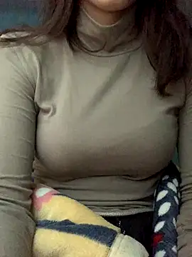 Snapshot of Zika_23 chatting on 12/05/25, 10:13 Zika 23 online show from 12/05/25, 10:13