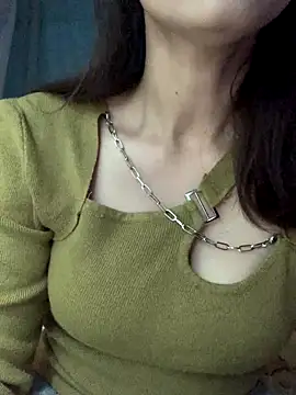 Snapshot of Zika_23 chatting on 12/15/25, 03:55 Zika 23 online show from 12/15/25, 03:55