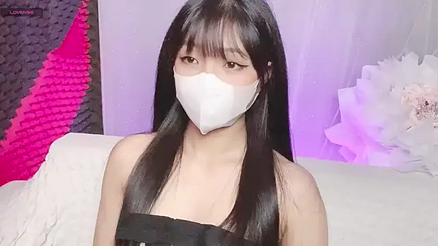 Snapshot of kemybaby chatting on 11/03/25, 06:09 kemybaby online show from 11/03/25, 06:09