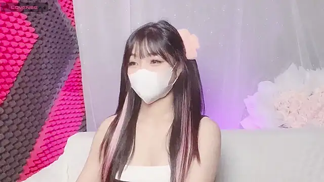 Snapshot of kemybaby chatting on 11/25/25, 02:55 kemybaby online show from 11/25/25, 02:55