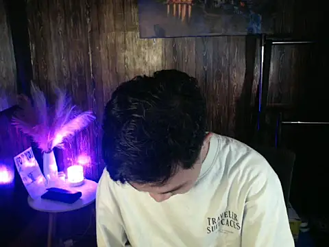 Snapshot of hotzachery chatting on 11/04/25, 04:28 hotzachery online show from 11/04/25, 04:28