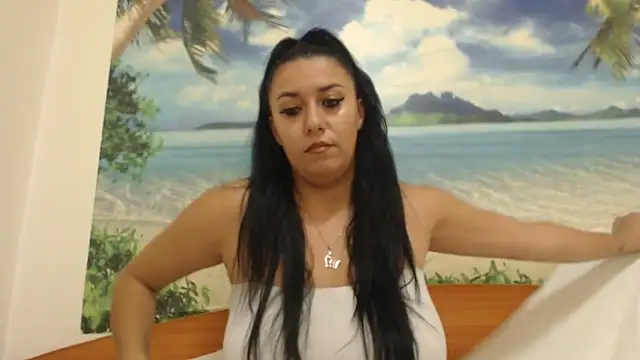 Snapshot of Maryem637048 chatting on 10/22/25, 10:59 Maryem637048 online show from 10/22/25, 10:59