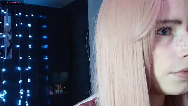 PieraMarch online show from 11/13/25, 02:10