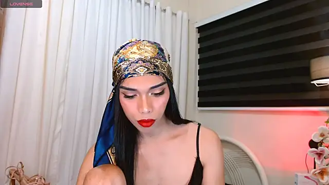 angelaxmonroe online show from 11/14/25, 12:31
