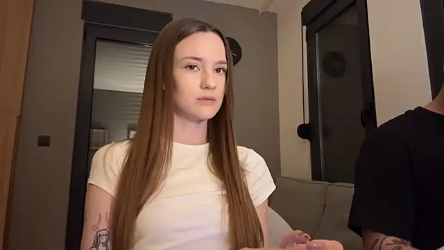 Snapshot of TenDouble chatting on 09/23/25, 10:24 TenDouble online show from 09/23/25, 10:24