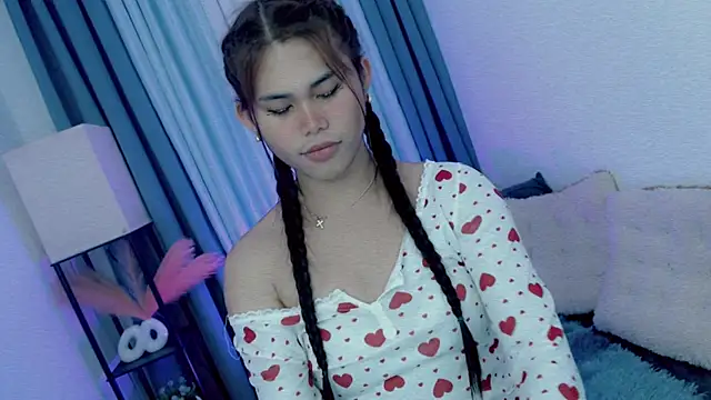 PrettyBlythes TS online show from 02/18/26, 07:37