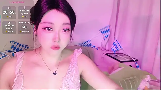 Snapshot of fufu-0808 chatting on 09/22/25, 09:50 fufu-0808 online show from 09/22/25, 09:50