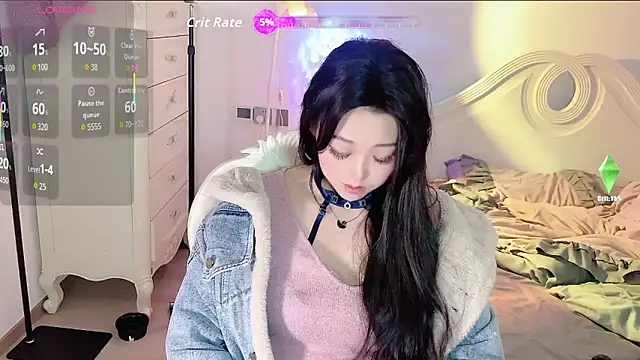 Snapshot of fufu-0808 chatting on 12/14/25, 12:10 fufu-0808 online show from 12/14/25, 12:10