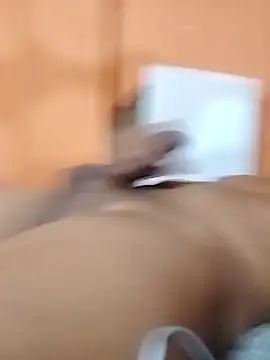 Snapshot of Albertmarc2 chatting on 04/02/26, 03:48 Albertmarc2 online show from 04/02/26, 03:48