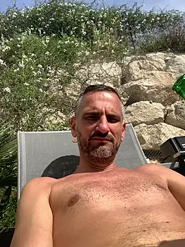 mika13113 online show from 04/17/26, 09:23