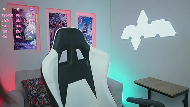 Snapshot of NicoleCrawft chatting on 09/09/25, 07:35 NicoleCrawft online show from 09/09/25, 07:35