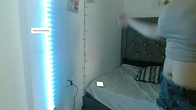 Meriilyn Monroe724 online show from 10/09/25, 02:48