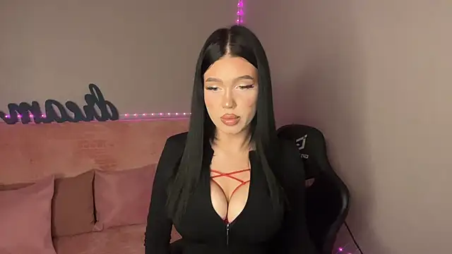 mistress of hearts online show from 10/17/25, 08:11