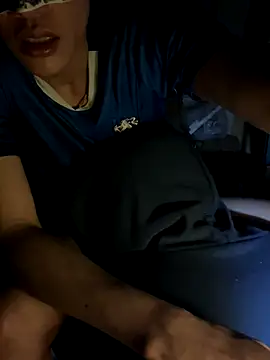 boyhigh1997 online show from 12/15/25, 07:29