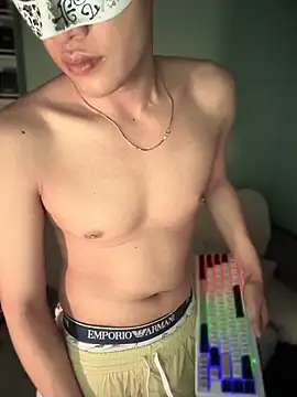 boyhigh1997 online show from 05/26/26, 01:34