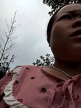 Snapshot of Rioo122 chatting on 09/22/25, 02:13 Rioo122 online show from 09/22/25, 02:13