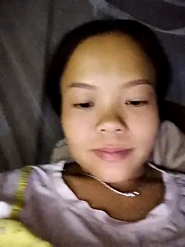 Snapshot of Rioo122 chatting on 09/25/25, 02:10 Rioo122 online show from 09/25/25, 02:10