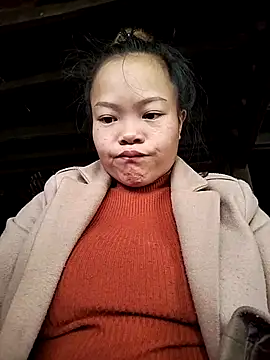 Snapshot of Rioo122 chatting on 11/07/25, 03:17 Rioo122 online show from 11/07/25, 03:17