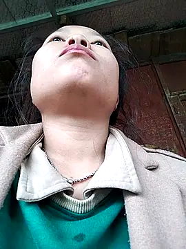 Snapshot of Rioo122 chatting on 11/08/25, 02:23 Rioo122 online show from 11/08/25, 02:23