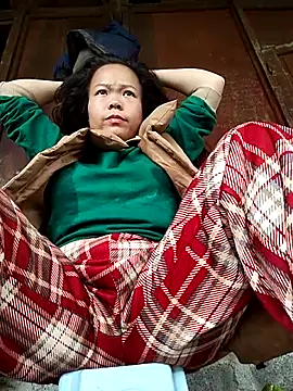 Snapshot of Rioo122 chatting on 11/09/25, 04:00 Rioo122 online show from 11/09/25, 04:00