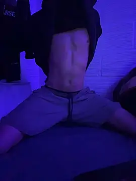 Snapshot of DarkCamBoy chatting on 04/15/26, 05:25 DarkCamBoy online show from 04/15/26, 05:25