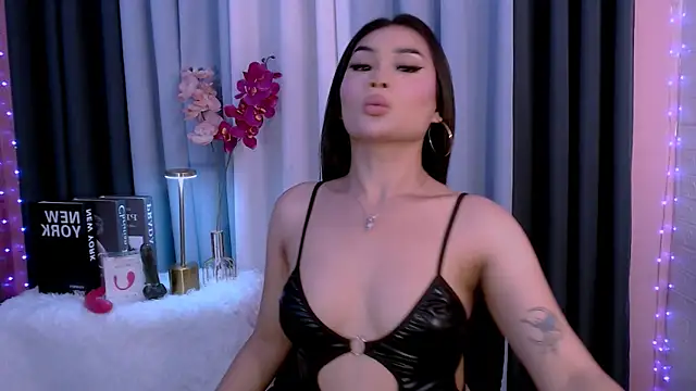 Coka bella online show from 02/18/26, 07:32