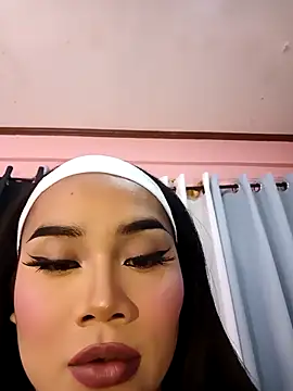 Coka bella online show from 03/18/26, 04:32