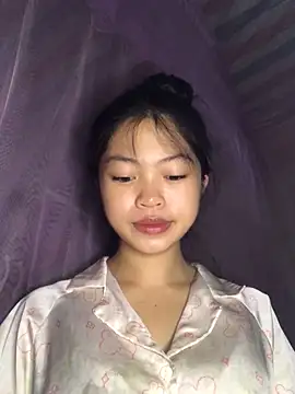 Thy00   online show from 09/23/25, 09:56