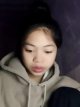 Thy00   online show from 11/18/25, 07:29