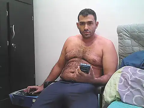 morenocabro10 online show from 10/27/25, 09:41