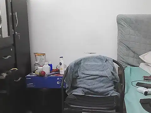 morenocabro10 online show from 04/13/26, 07:03