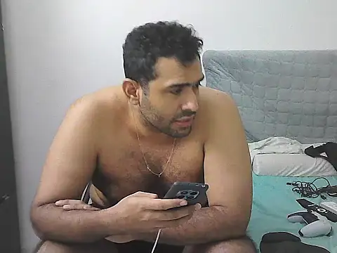 morenocabro10 online show from 04/18/26, 02:37