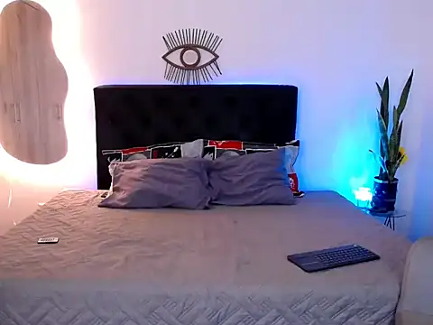 NoahDevil18 online show from 09/23/25, 12:41