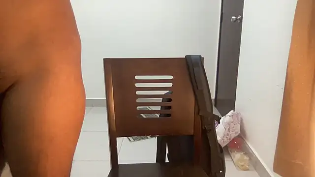 Snapshot of Hotmaskedboi chatting on 11/16/25, 12:11 Hotmaskedboi online show from 11/16/25, 12:11