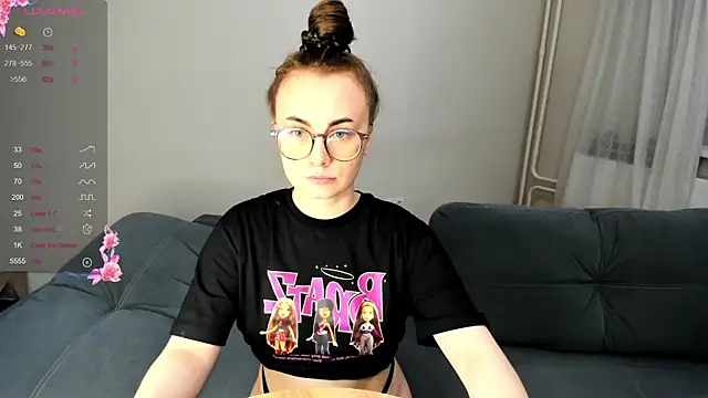 MewStella online show from 01/12/26, 06:02