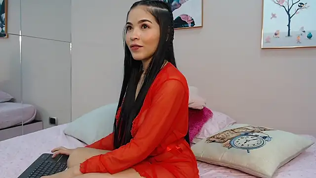 Snapshot of zooombee chatting on 06/30/26, 04:08 zooombee online show from 06/30/26, 04:08