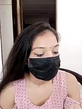 Snapshot of Cute_Rakhi8 chatting on 10/04/25, 03:48 Cute Rakhi8 online show from 10/04/25, 03:48