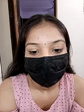 Snapshot of Cute_Rakhi8 chatting on 10/07/25, 04:31 Cute Rakhi8 online show from 10/07/25, 04:31