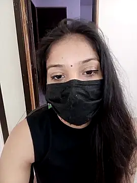 Snapshot of Cute_Rakhi8 chatting on 10/09/25, 04:32 Cute Rakhi8 online show from 10/09/25, 04:32