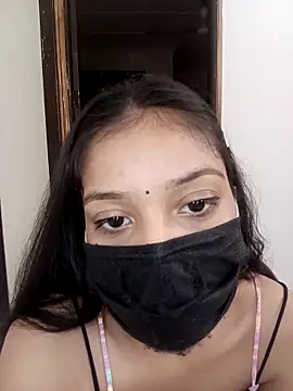Snapshot of Cute_Rakhi8 chatting on 10/17/25, 04:37 Cute Rakhi8 online show from 10/17/25, 04:37