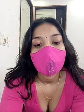 Cute Rakhi8 online show from 12/22/25, 09:28