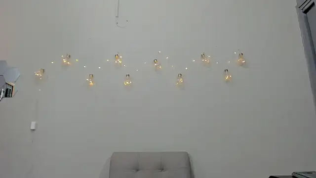 Snapshot of alianim chatting on 11/23/25, 07:35 alianim online show from 11/23/25, 07:35